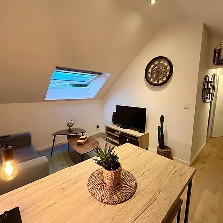 Aix, 2 Pers, Chaleureux, Calme, Centre-ville Daire Reims